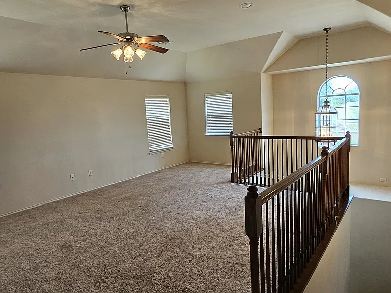 3049 Trinity Lakes Dr — Photo 45