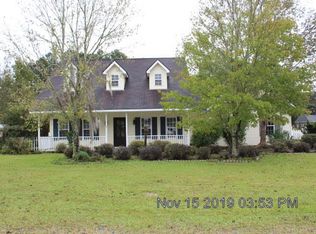 59 Joy Ln, Midway, GA 31320