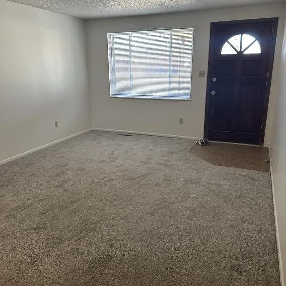 2606 N Gilpin Ave — Photo 2
