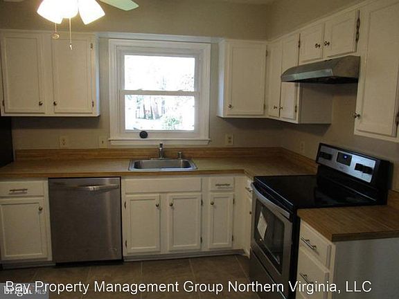 4th image of 5588 Marshall House Ct