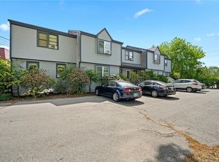 471 W Shore Rd APT 4, Warwick, RI 02889