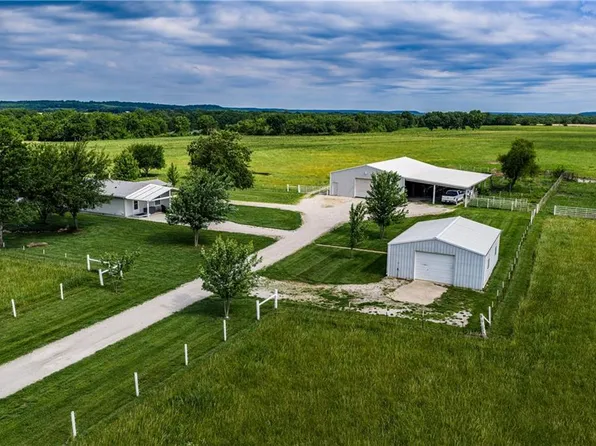 22176 E 1100th Rd, Pleasanton, KS 66075