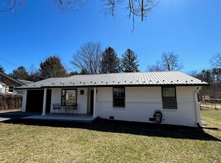 152 Church St, Lewisburg, WV 24901