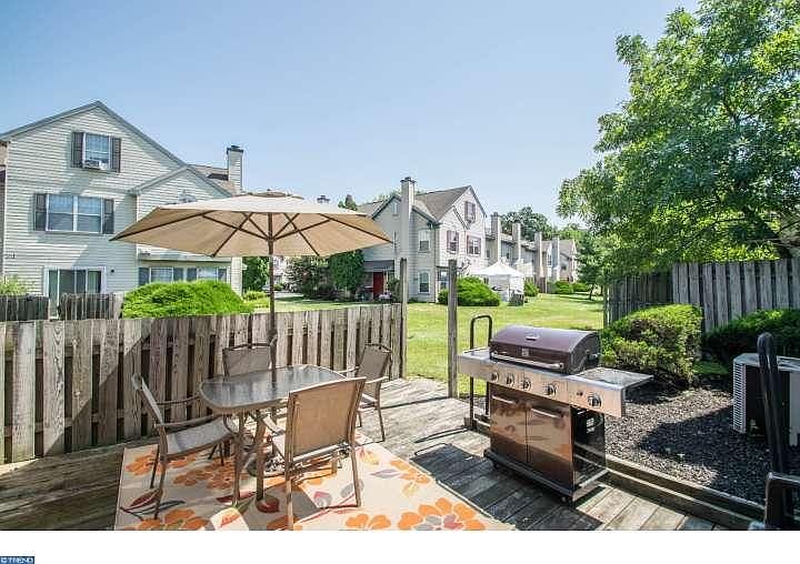 2nd image of 117 Stonebridge Blvd