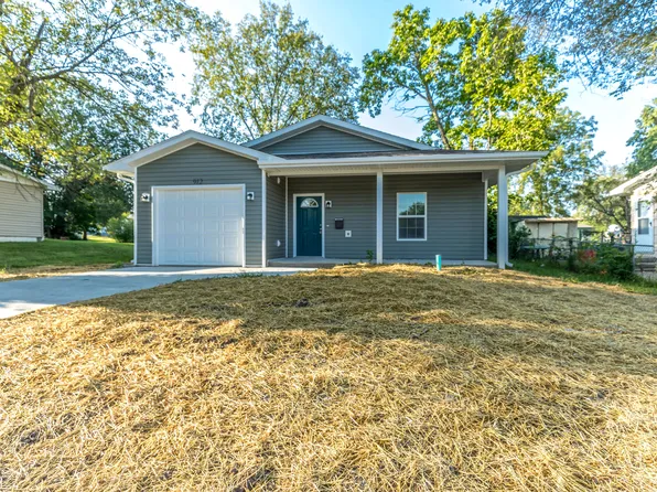 912 W Breckenridge St, Mexico, MO 65265