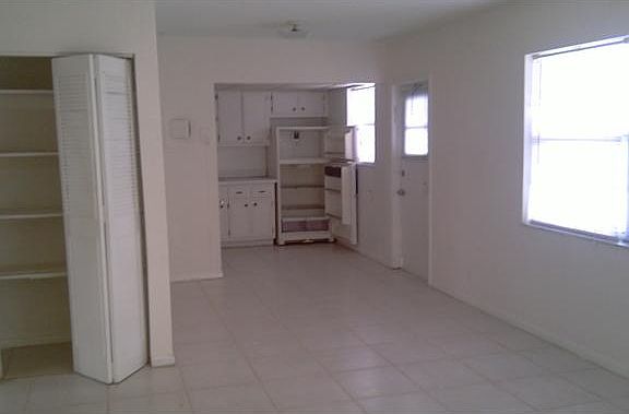 4th image of 2245 Madison St APT 103