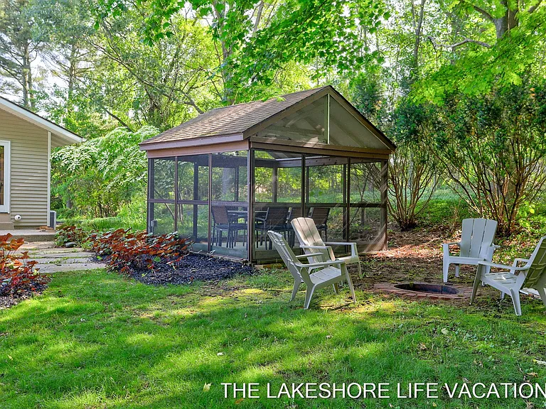 3892 Lakeridge Dr — Photo 38