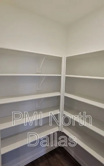 2633 Oneida Ln — Photo 28