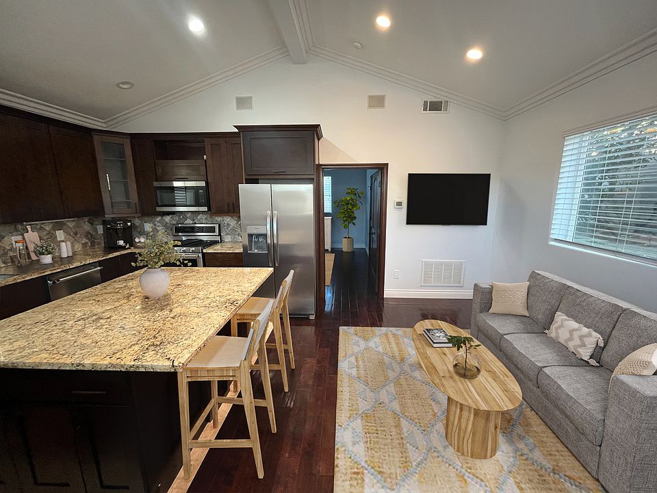 1st image of 501 N Paulina Ave Unit A