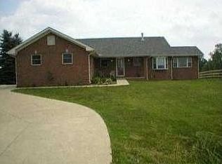 8255 Bunton Rd, Willis, MI 48191