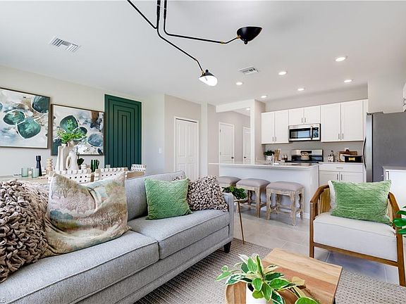 7th image of this home