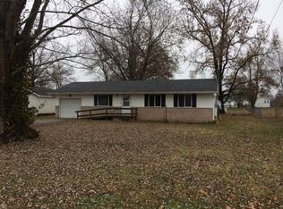 13622 Bloomington St, Marion, IL 62959