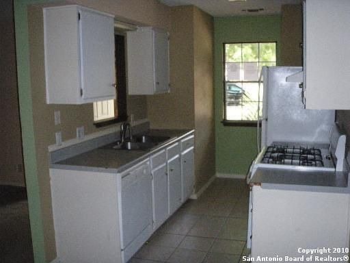 5th image of 11606 Crooked Oaks Dr