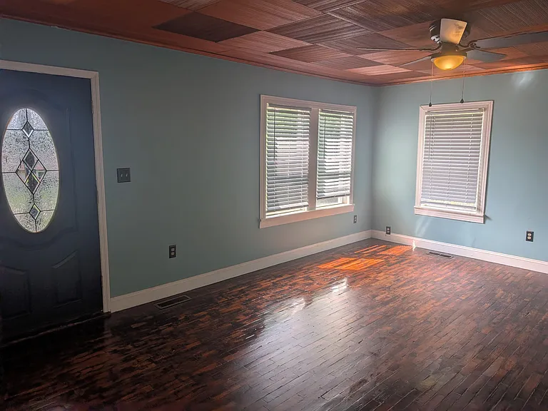 3601 Marguerite St — Photo 9