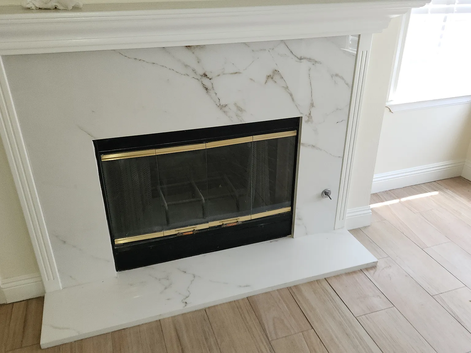 2 bed, 1041 sqft, $3,200 — Photo 4
