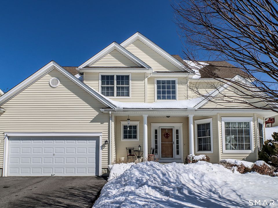 1st image of 3 Spring Ridge Court #3