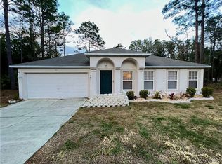 1911 W Quaker Ln, Citrus Springs, FL 34434