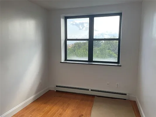 Sold by Remax Real Estate Professionals | media 17