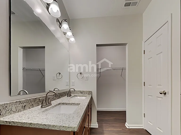 1268 W Crystal Dr — Photo 11