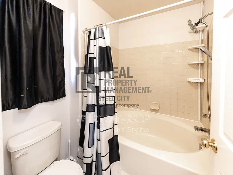 2214 Cowhand Pl — Photo 33