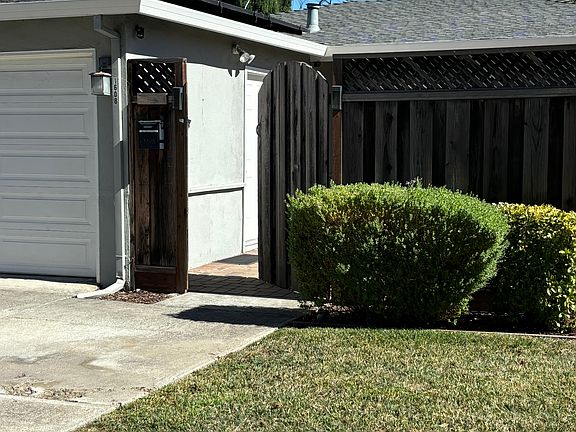 2nd image of 1608 Foxworthy Ave