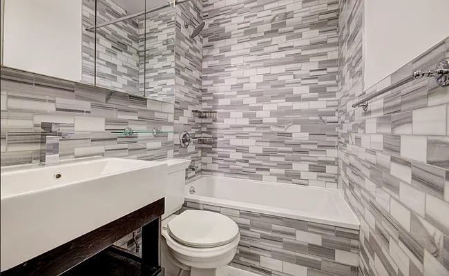 Rented by REAL New York | media 40