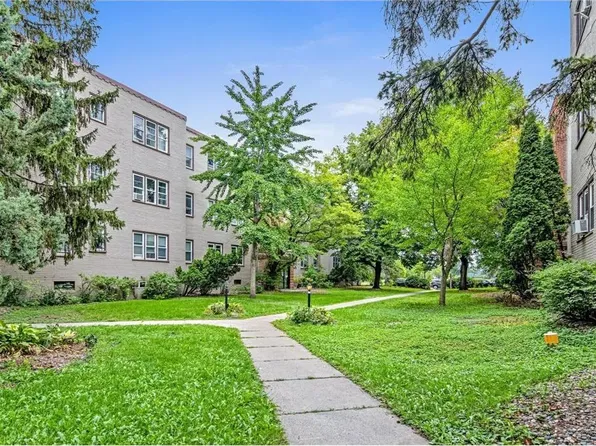 3134 W Bde Maka Ska Blvd APT 212, Minneapolis, MN 55416