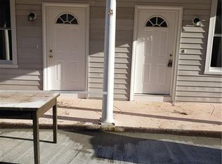 47 Bassett St, Ansonia, CT 06401