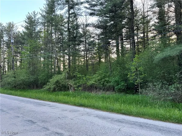 3549 Knowlton Rd, Rock Creek, OH 44084