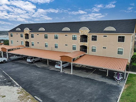 4th image of 7164 Texas Dr