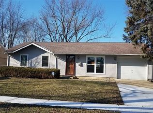 514 Ridge Cir, Streamwood, IL 60107