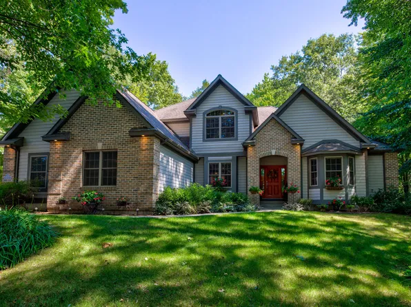 6334 Red Rock Ct, Muskegon, MI 49444