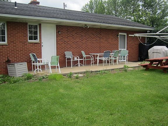 2nd image of 1241 Township Road 1175