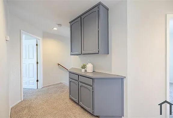 8940 Redwater Dr — Photo 6
