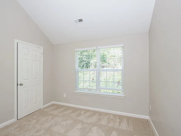 5929 Brookfield Pointe Dr — Photo 13