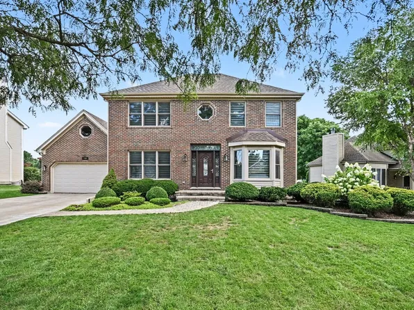 750 Dunham Ln, Bolingbrook, IL 60440