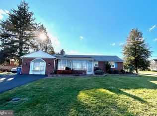 6 Oaknoll Rd, Wilmington, DE 19808