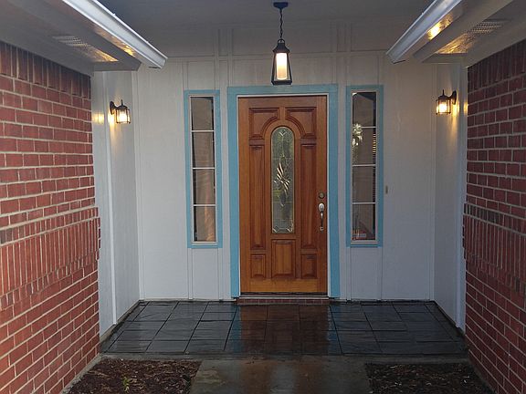 4th image of 5744 Straightaway Dr