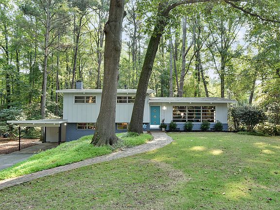 2nd image of 2850 Drury Ct