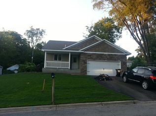 561 Ironton St NE, Fridley, MN 55432