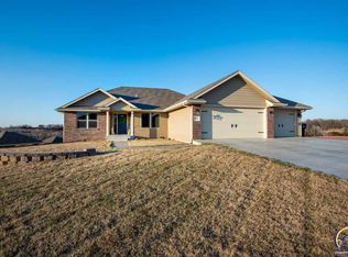 6302 SW 48th Pl, Topeka, KS 66610