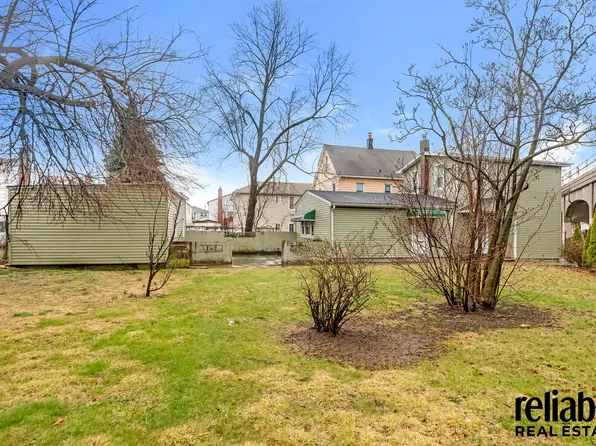 6 Gipson Street image 10 of 11