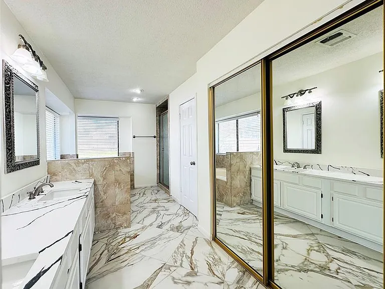 306 Applewood Dr — Photo 10
