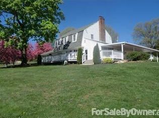 335 Macarthur Dr, Orwigsburg, PA 17961