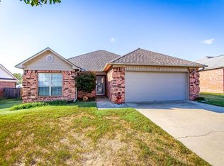 13 Jacob Cv, Ward, AR 72176