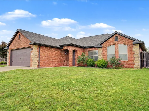 6115 S 37th St, Rogers, AR 72758