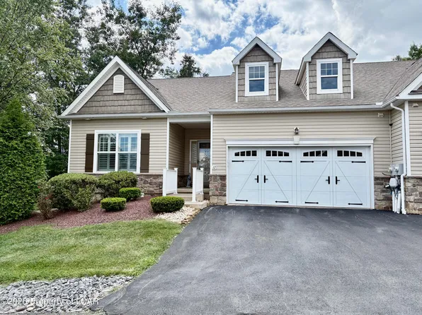 12 Reserve Dr, Drums, PA 18222