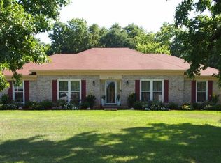 1611 Cantrill Dr, Lexington, KY 40505