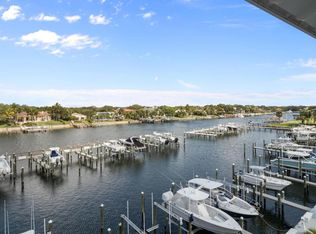 643 Bay Colony Dr S, Juno Beach, FL 33408