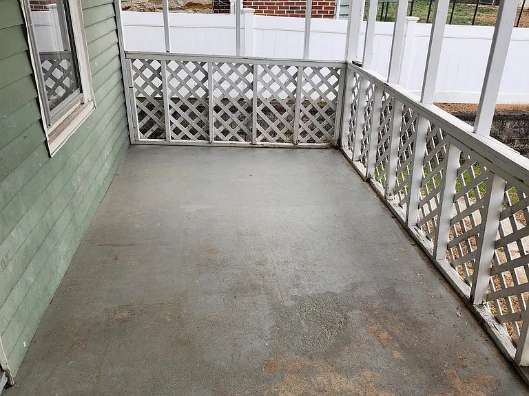 118 S 6th Ave — Photo 9